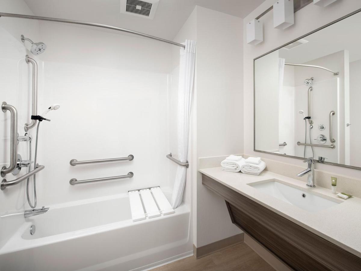 Woodspring Suites Seattle 투퀼라 외부 사진